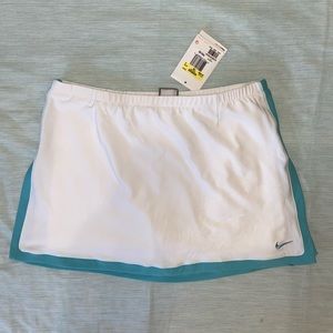 Brand New Nike Dri-Fit Tennis Skirt- small